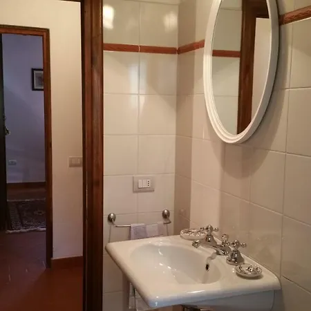 Colonica Montebeni Casa de Férias