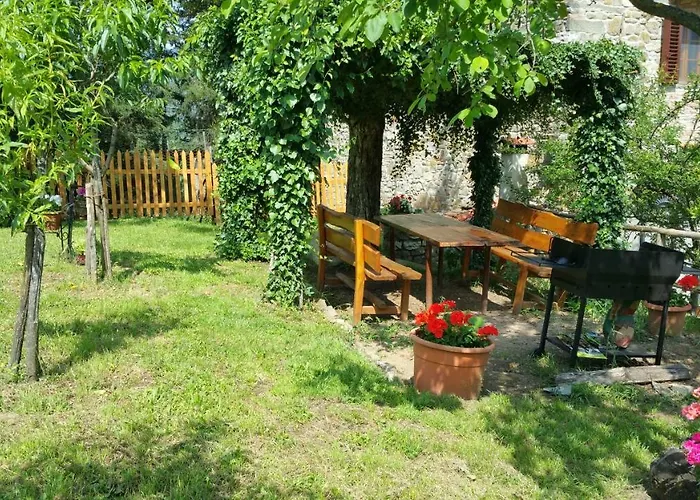 Colonica Montebeni Feriehus *